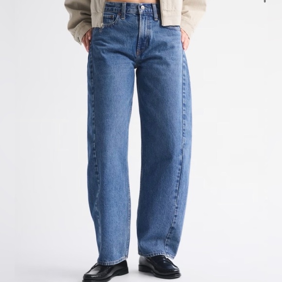 Abercrombie & Fitch Denim - Abercrombie The Barrel Jean Mid Rise size 26